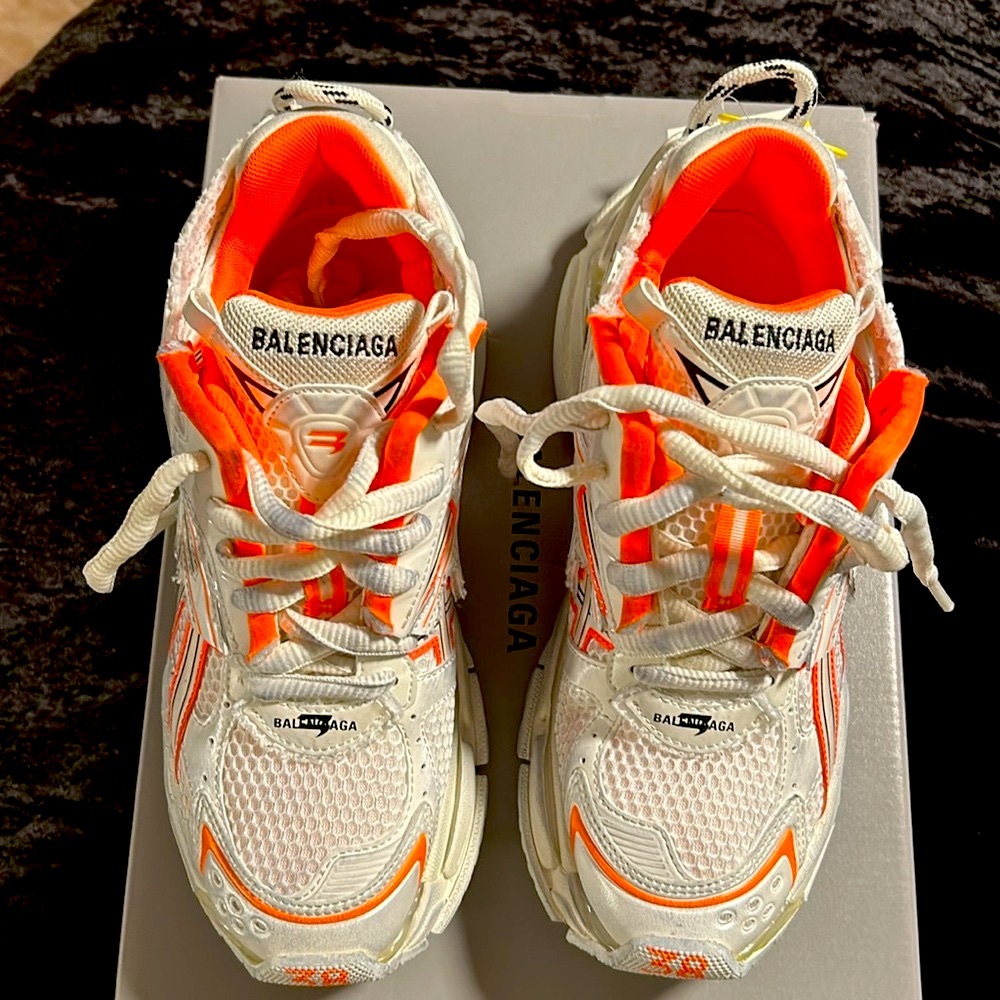 Balenciaga Track